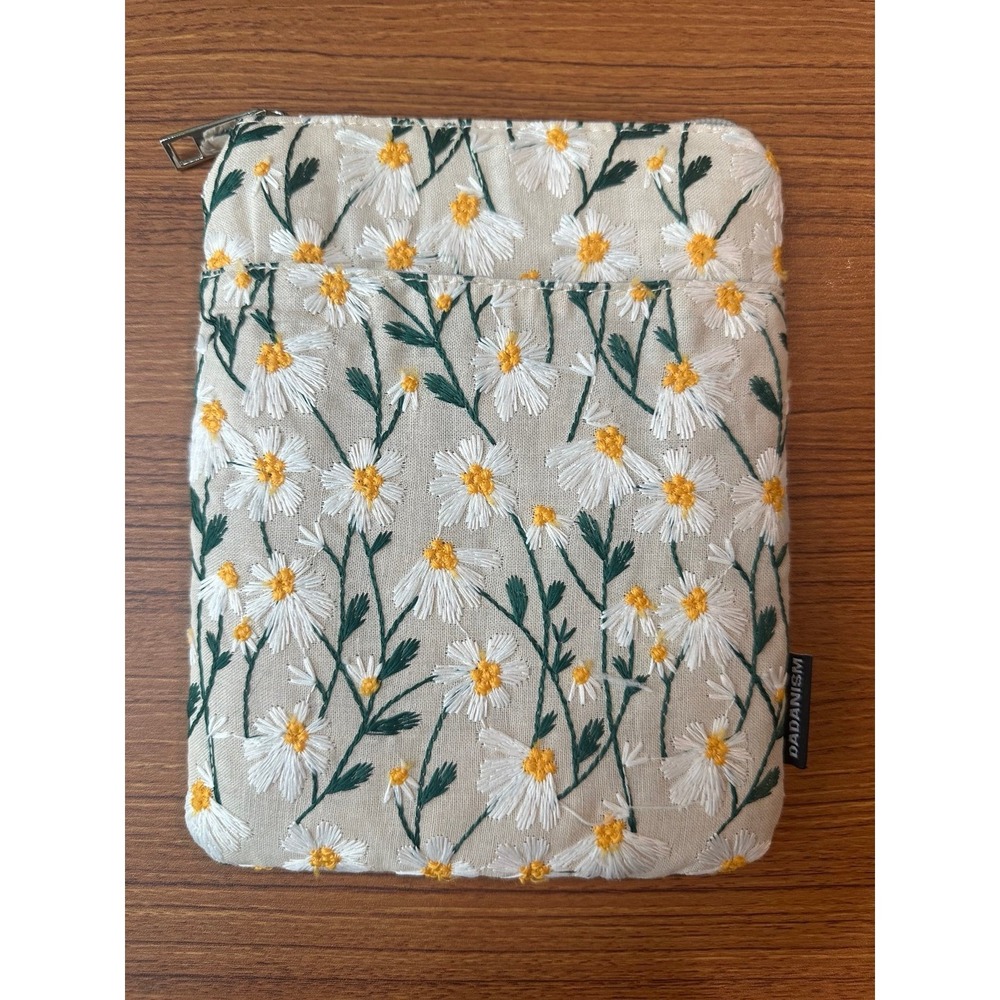 New Daisy Embroidered Tablet Case Holder